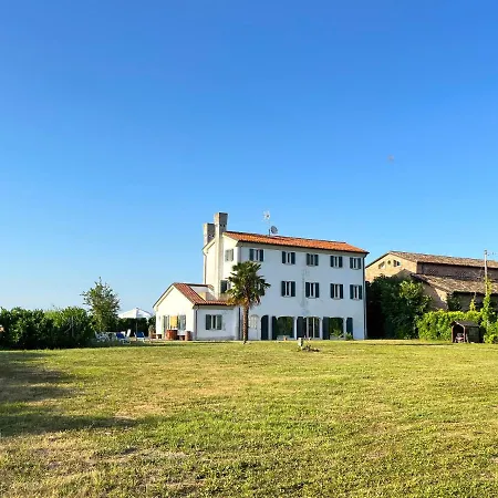 Casa Di Giulio Landsted Corte Acquabuona